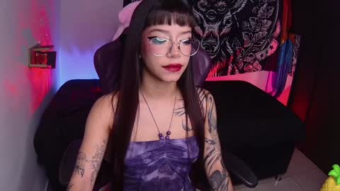 Snapshot of abbylizzyxx chatting on 01/24/25, 12:31 Abby Lizzy online show from 01/24/25, 12:31