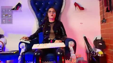 Snapshot of abbymora chatting on 11/09/25, 07:56 Miss Abby online show from 11/09/25, 07:56