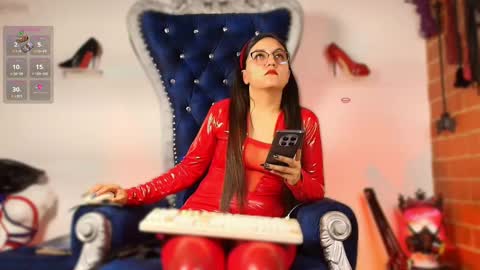 Snapshot of abbymora chatting on 11/16/25, 08:58 Miss Abby online show from 11/16/25, 08:58