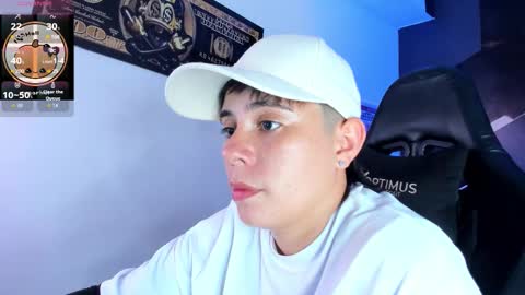 Snapshot of abbysmiitth_ chatting on 11/04/25, 09:47 Abby Smith online show from 11/04/25, 09:47