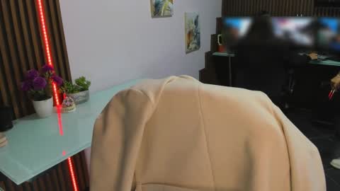 Snapshot of abbystones chatting on 02/12/25, 11:51 Abby Stones online show from 02/12/25, 11:51