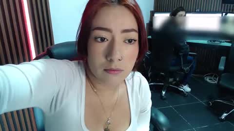 Snapshot of abbystones chatting on 02/25/25, 11:30 Abby Stones online show from 02/25/25, 11:30
