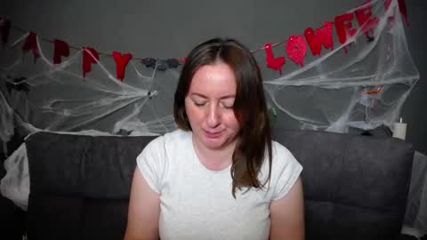abbytaylorr online show from 10/21/25, 03:46