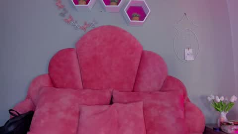 Snapshot of abbywathson chatting on 01/28/25, 07:42 A B B Y online show from 01/28/25, 07:42