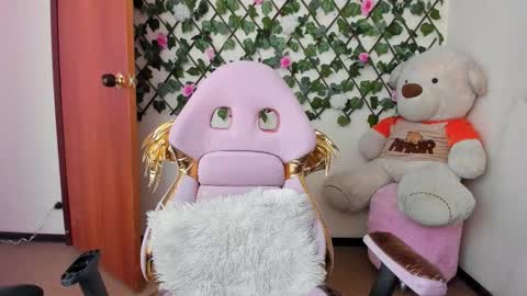 abby online show from 10/25/25, 03:40