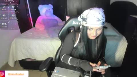 Snapshot of abbyxlee chatting on 03/11/25, 02:10 online show from 03/11/25, 02:10