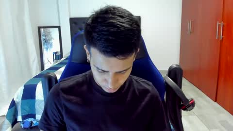 Snapshot of abelasburgo chatting on 02/21/25, 03:45 Independence model AbelAsburgo online show from 02/21/25, 03:45