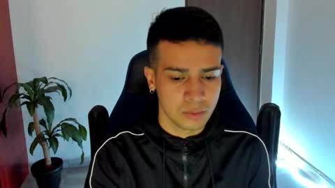 Snapshot of abelasburgo chatting on 10/14/25, 10:49 Independence model AbelAsburgo online show from 10/14/25, 10:49