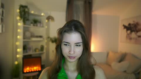 Snapshot of abella_danger_x chatting on 12/16/24, 12:06 abella_danger_x online show from 12/16/24, 12:06