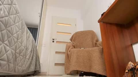 Mermaid online show from 11/08/25, 07:45