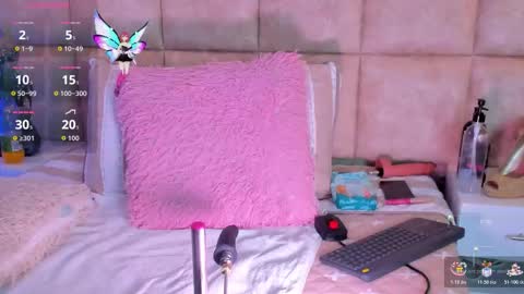 Snapshot of abelladgr chatting on 11/16/25, 02:39 abelladgr online show from 11/16/25, 02:39