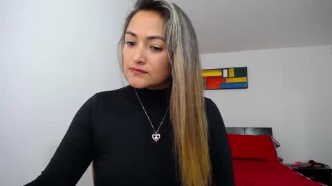 Snapshot of abie_spicy_ chatting on 02/21/25, 04:59 ximena online show from 02/21/25, 04:59