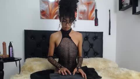 Abigail online show from 01/30/25, 02:58