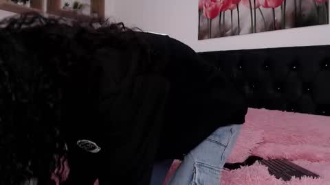 Abigail online show from 03/03/25, 12:27