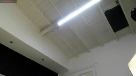 Snapshot of abigailwilliams_ chatting on 09/17/25, 11:12 Abigail online show from 09/17/25, 11:12
