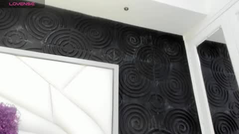 Abigail online show from 11/11/25, 11:10