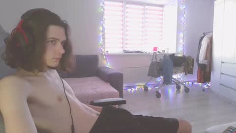 hi  cum in pvt noi extra tip online show from 12/24/24, 10:55