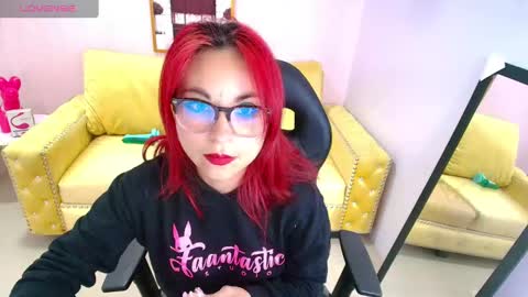 Snapshot of abril_ch_ chatting on 01/17/25, 10:55 abril_ch_ online show from 01/17/25, 10:55