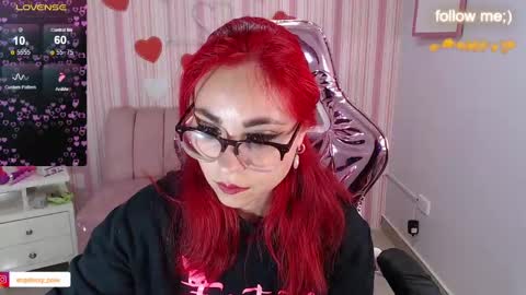 Snapshot of abril_ch_ chatting on 03/03/25, 10:49 abril_ch_ online show from 03/03/25, 10:49