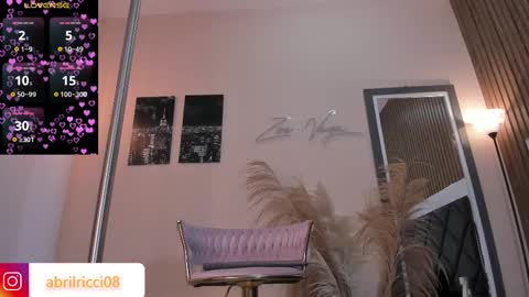 Snapshot of abril_ricci chatting on 02/28/25, 07:26 Abril online show from 02/28/25, 07:26