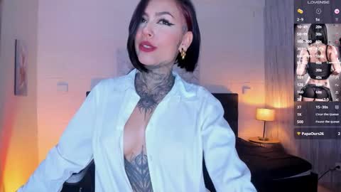 ABRILFACCINI online show from 11/12/25, 01:33