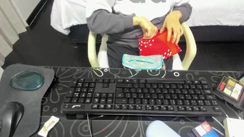 ABRIL online show from 03/01/25, 07:26