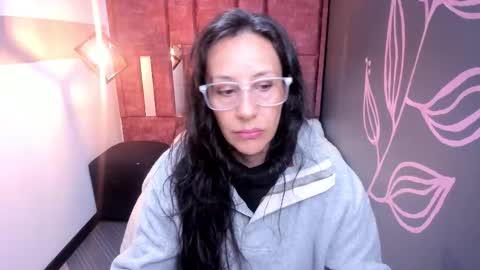 ABRIL online show from 11/07/25, 12:05