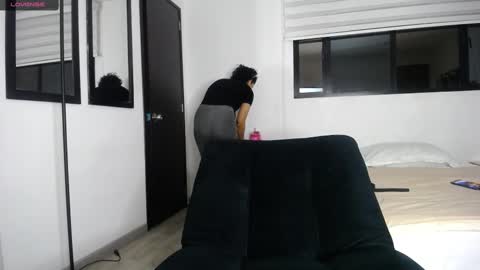 AbrilSonne online show from 09/19/25, 02:02