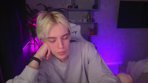 Nick online show from 11/19/25, 03:12