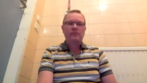 Snapshot of accel4 chatting on 01/31/25, 01:02 accel4 online show from 01/31/25, 01:02