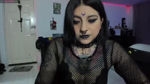 Snapshot of acid_alice666 chatting on 12/04/24, 03:37 Alice online show from 12/04/24, 03:37