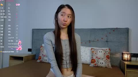 Akia online show from 10/24/25, 05:42