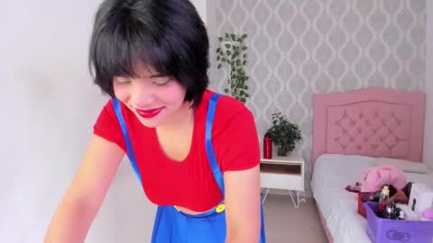 Snapshot of ada_sienna chatting on 10/01/25, 12:44 ADHARA online show from 10/01/25, 12:44