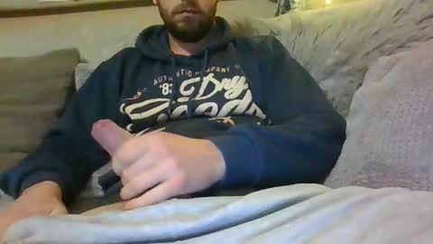 Snapshot of adam0910 chatting on 01/15/25, 12:19 adam0910 online show from 01/15/25, 12:19