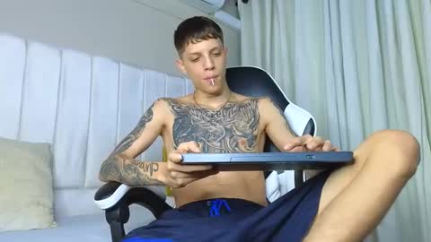 Adam online show from 09/10/25, 07:47