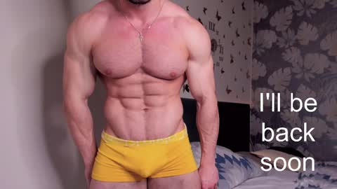 Snapshot of adam_muscle_ chatting on 03/05/25, 10:43 Adam online show from 03/05/25, 10:43