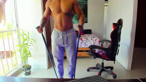 Adam Valencia online show from 10/07/25, 04:26