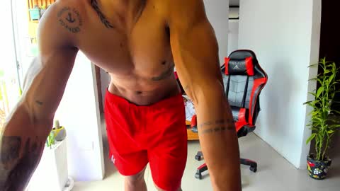 Adam Valencia online show from 11/06/25, 04:30