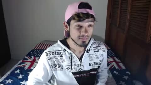 Snapshot of adam_x256 chatting on 01/19/25, 12:17 instagram  adam x256 online show from 01/19/25, 12:17