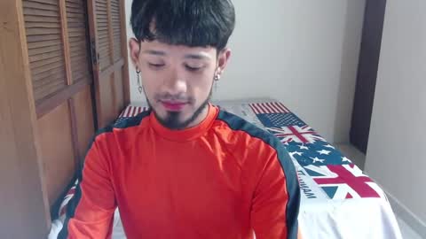 Snapshot of adam_x256 chatting on 01/29/25, 01:37 instagram  adam x256 online show from 01/29/25, 01:37