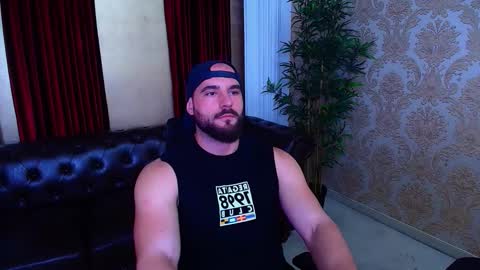 Snapshot of adamjameson chatting on 10/14/25, 05:19 AdamJameson online show from 10/14/25, 05:19