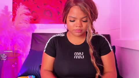 Cloe Adams  online show from 09/18/25, 10:50