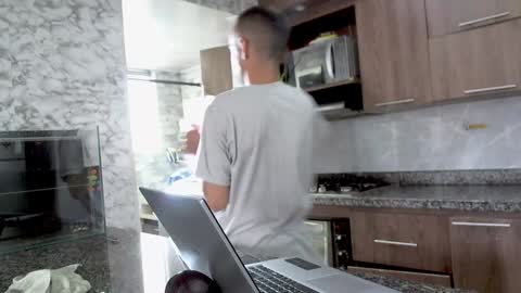 Snapshot of adan_eva960 chatting on 12/04/24, 08:29 eva online show from 12/04/24, 08:29