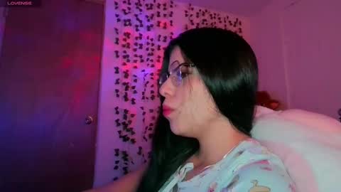 Adara online show from 11/14/25, 06:17