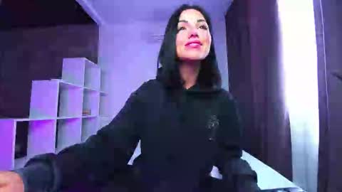 Sabi online show from 10/19/25, 07:20