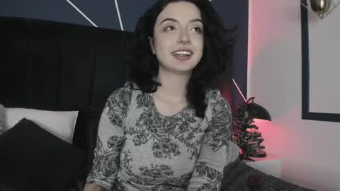 Snapshot of adeelinee chatting on 12/11/24, 11:10 Ade online show from 12/11/24, 11:10