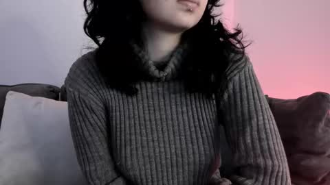 Snapshot of adeelinee chatting on 03/07/25, 08:11 Ade online show from 03/07/25, 08:11