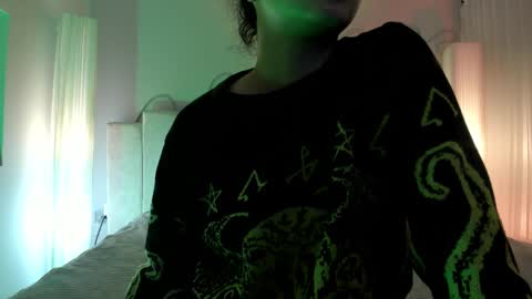 Snapshot of adeelinee chatting on 03/11/25, 07:58 Ade online show from 03/11/25, 07:58