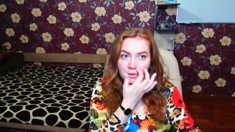 Snapshot of adel_redhead_ chatting on 12/04/24, 07:23 Adel online show from 12/04/24, 07:23