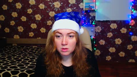Snapshot of adel_redhead_ chatting on 01/01/25, 07:32 Adel online show from 01/01/25, 07:32